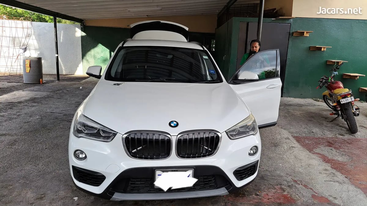 2019 BMW X1