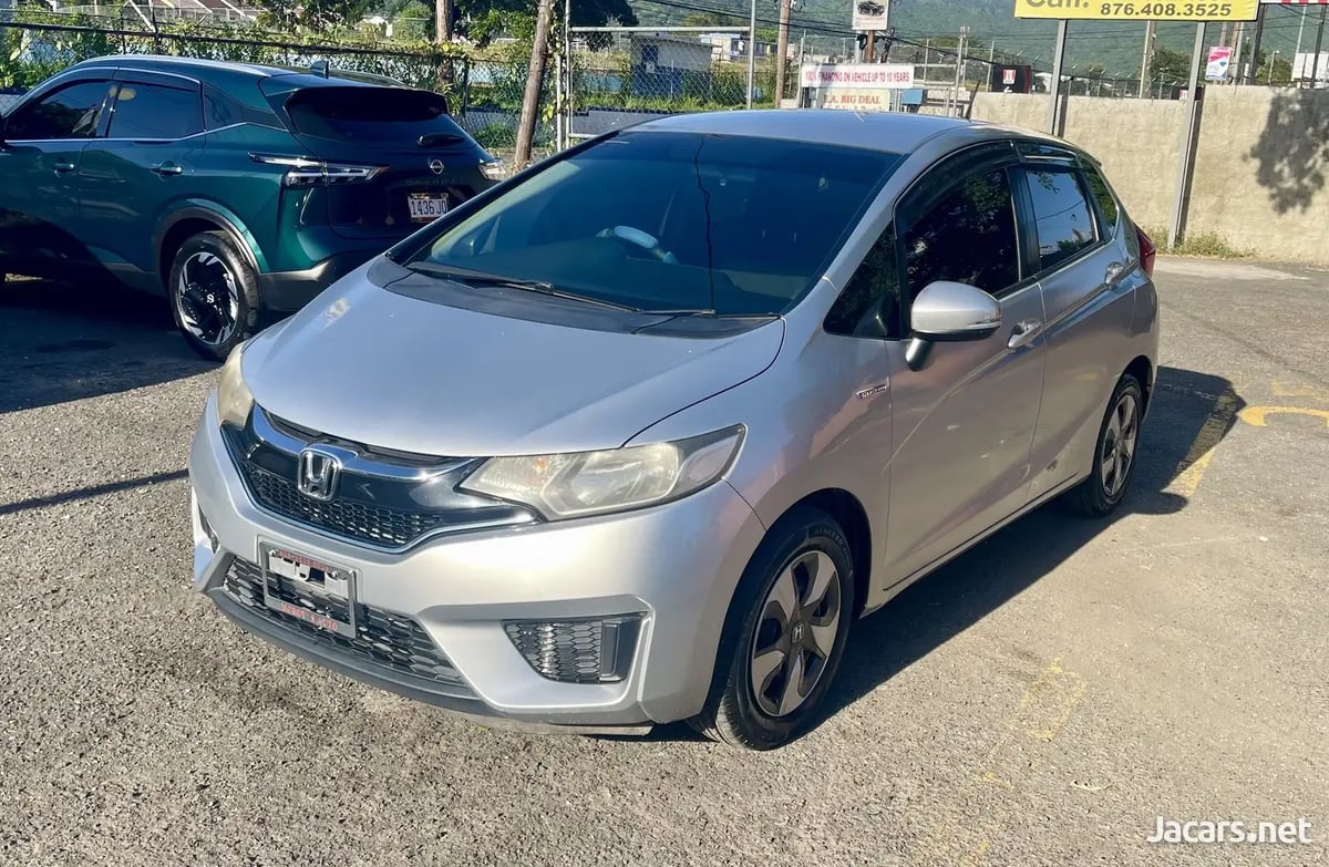 2017 HONDA Fit