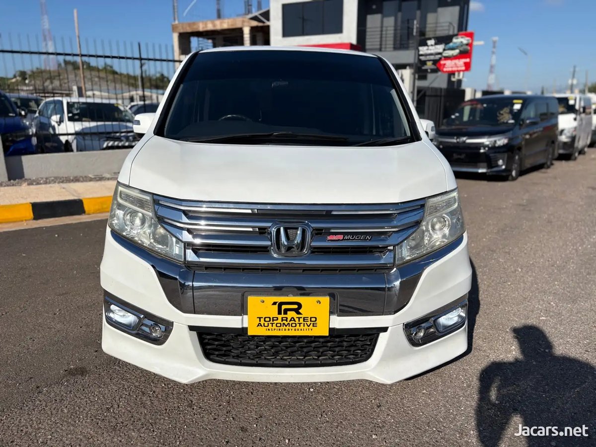 2014 HONDA Stepwgn
