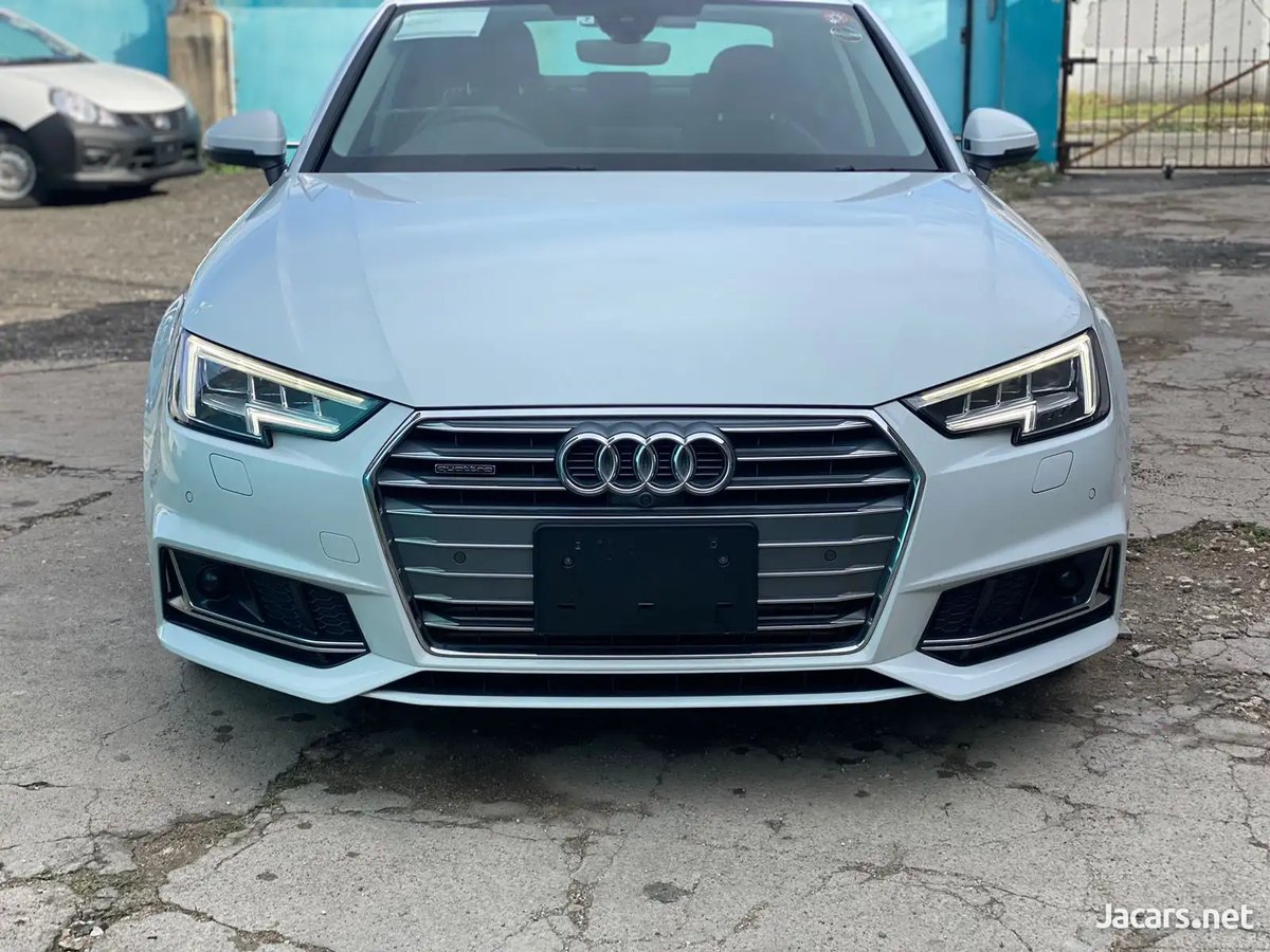 2019 AUDI A4
