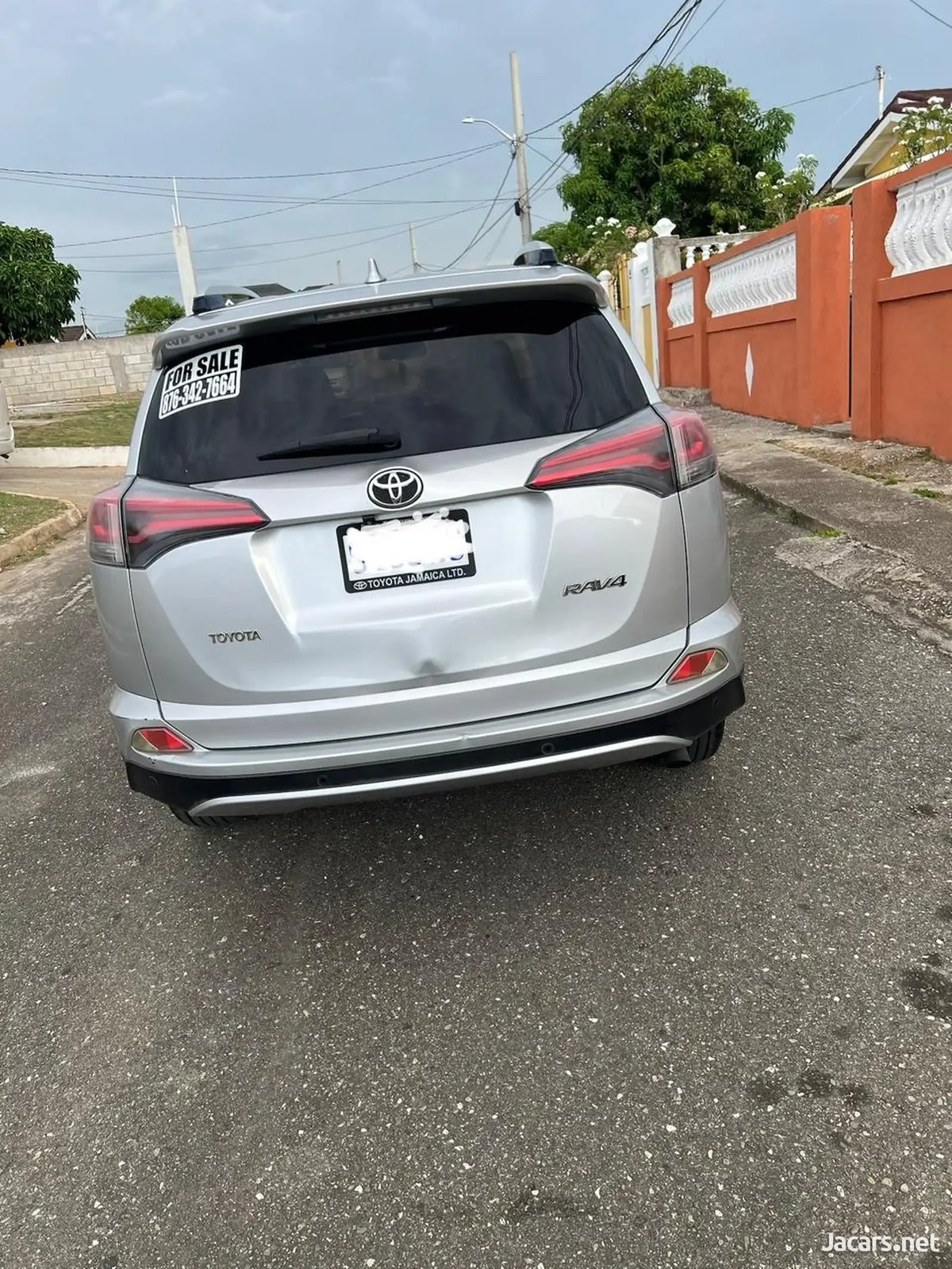 2016 TOYOTA RAV4