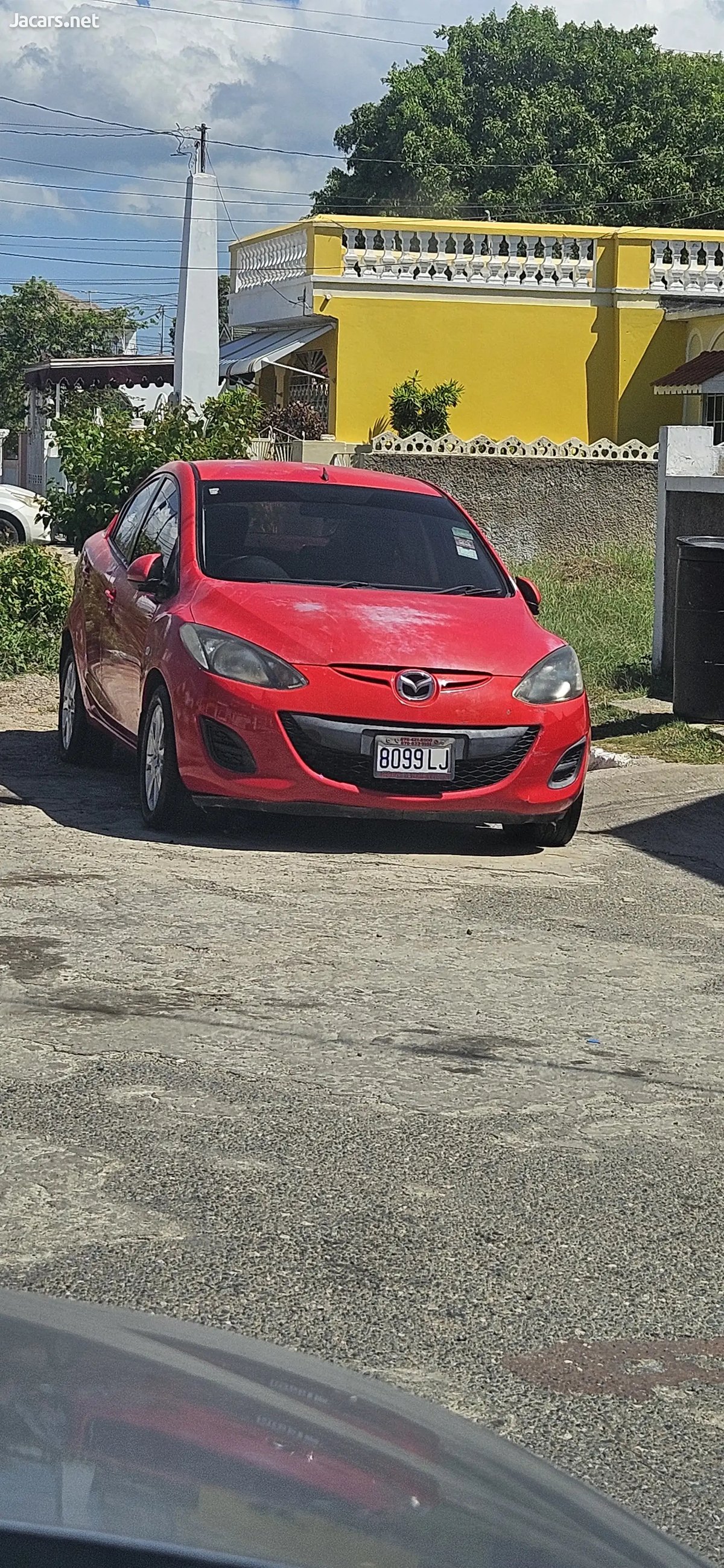2013 MAZDA 2