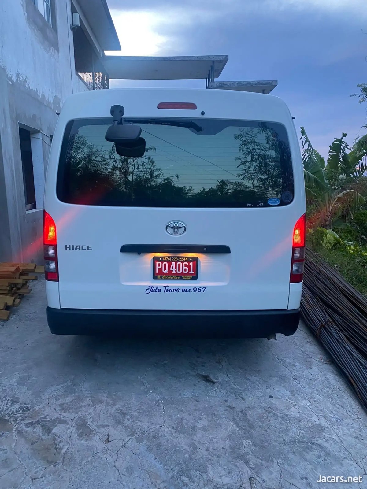 2018 TOYOTA Hiace