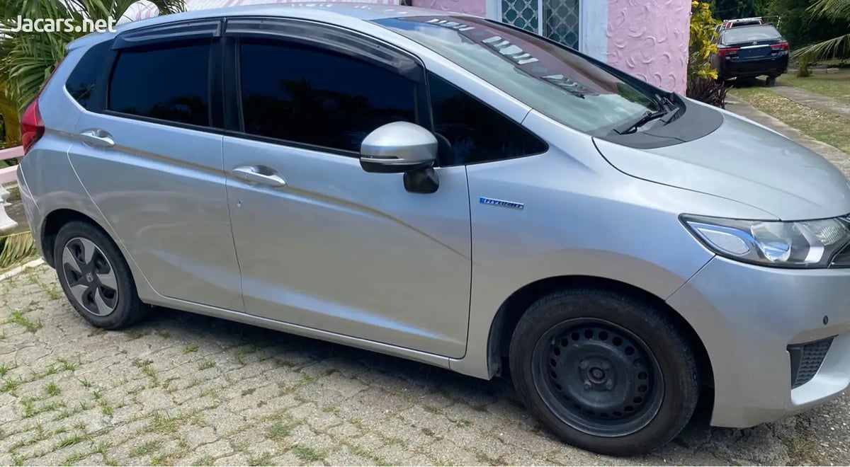 2016 HONDA Fit