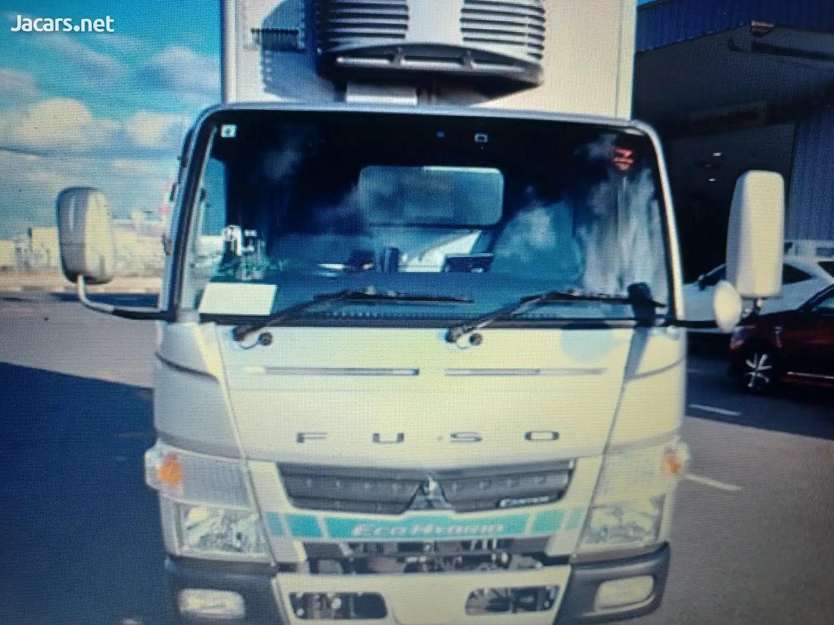 2016 MITSUBISHI Canter