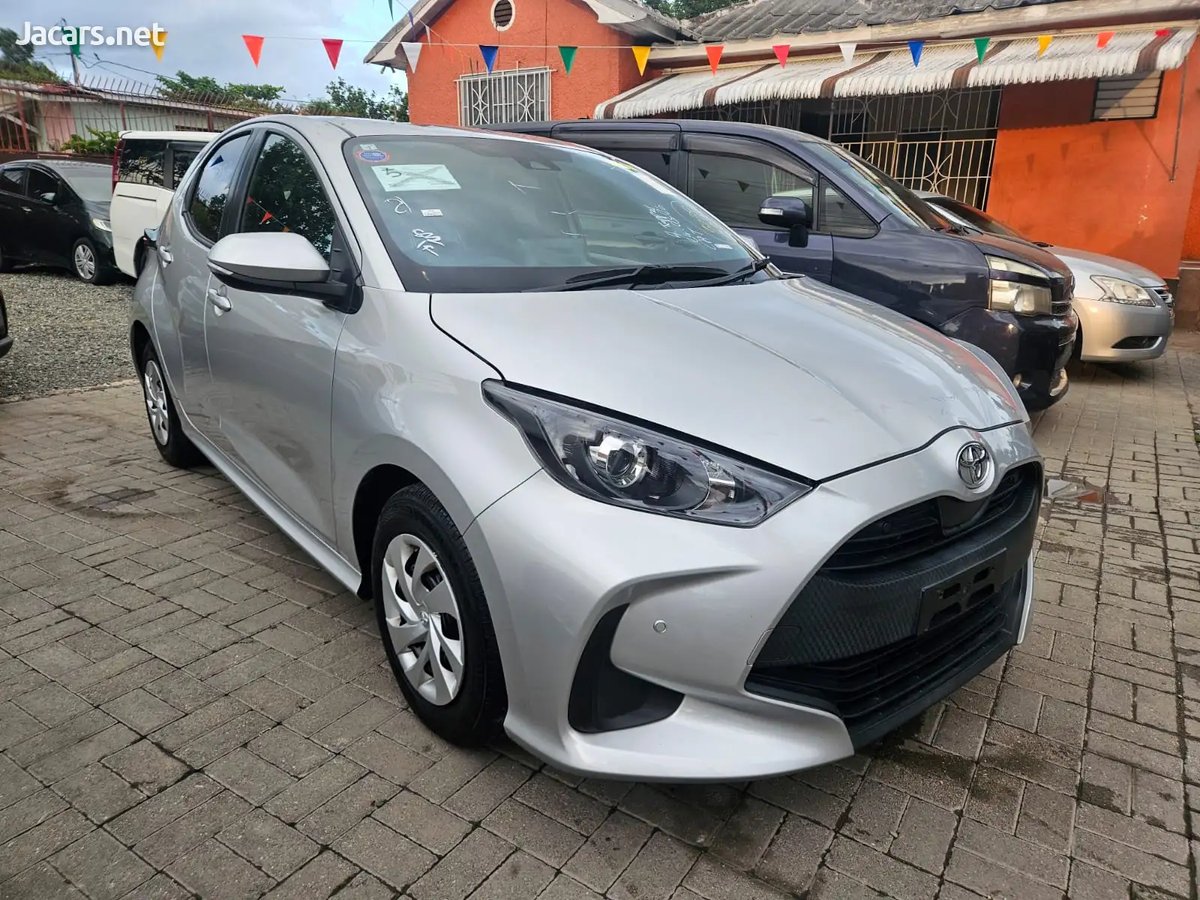 2021 TOYOTA Yaris