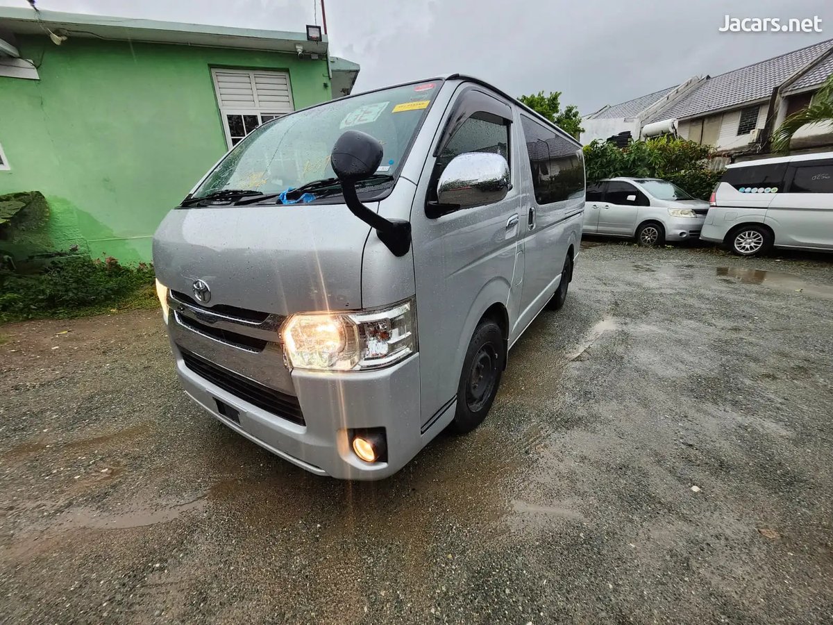 2015 TOYOTA Regius