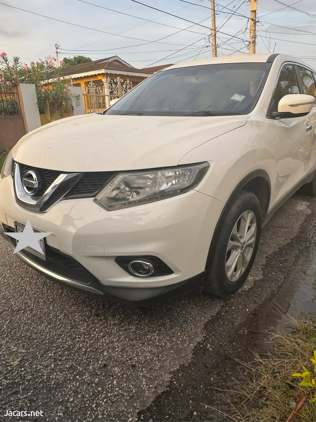 2016 NISSAN X-Trail