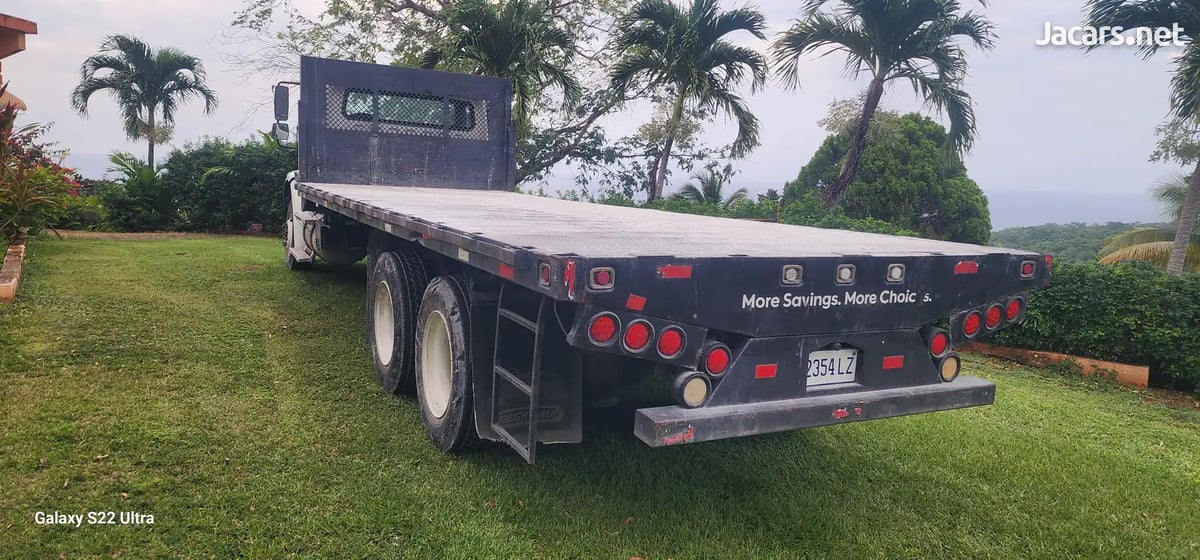 2007 FREIGHTLINER flatbed