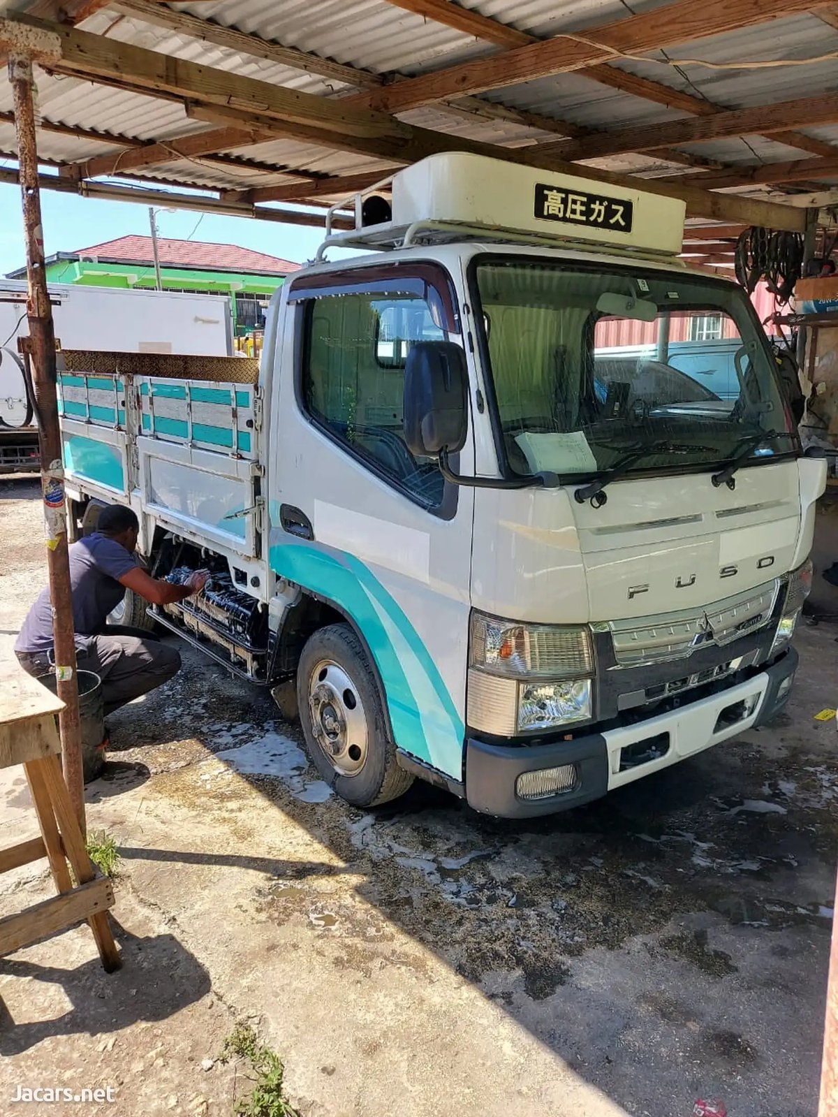 2015 MITSUBISHI Fuso