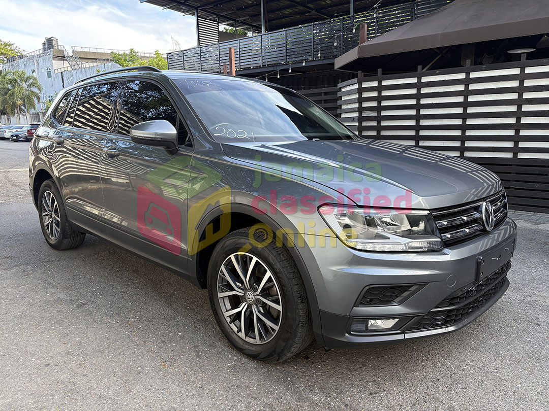 2021 VOLKSWAGEN Tiguan