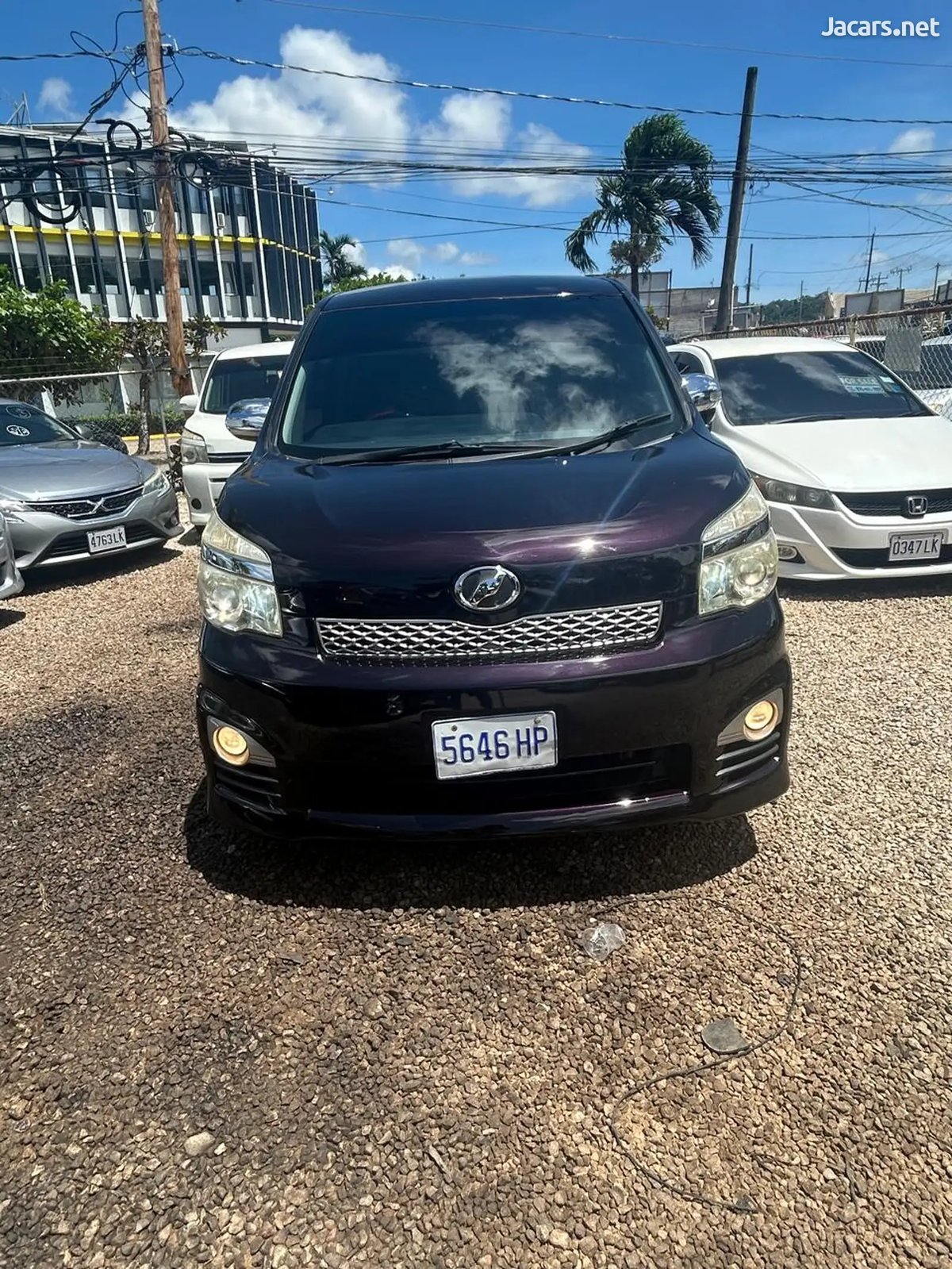 2013 TOYOTA Voxy