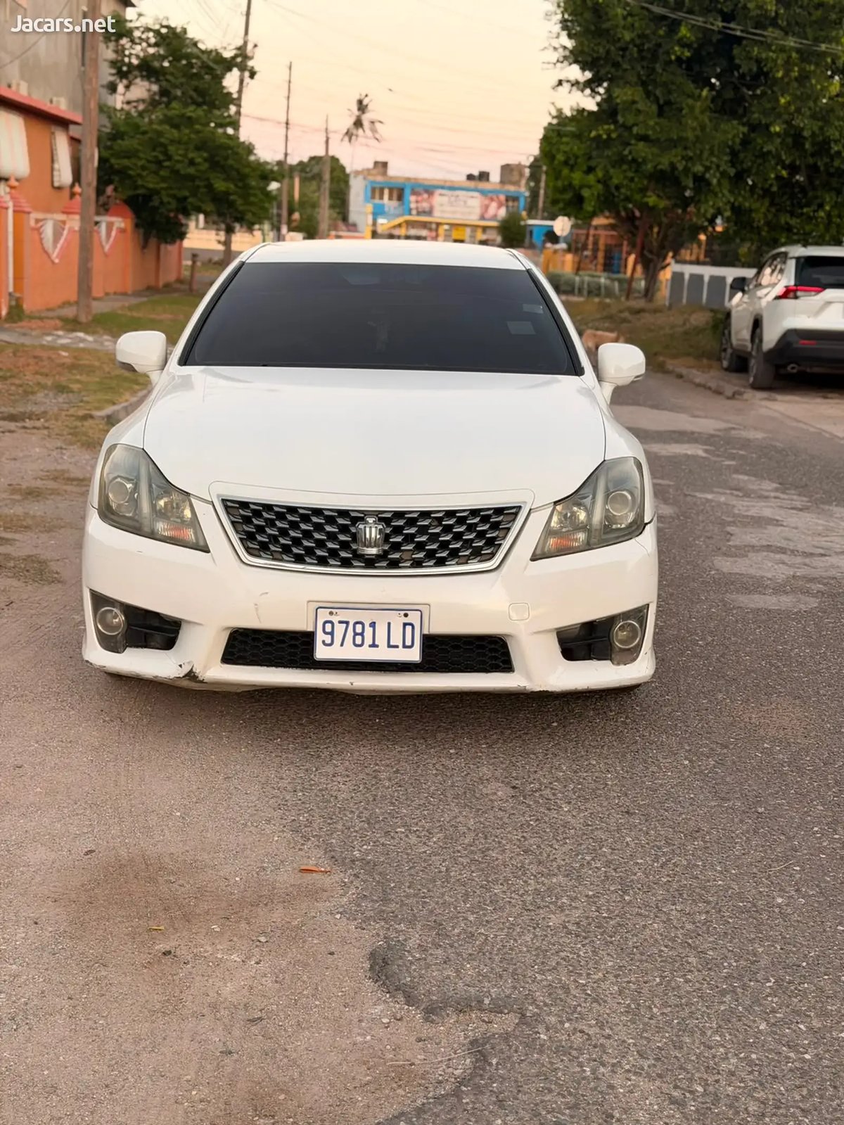 2012 TOYOTA Crown