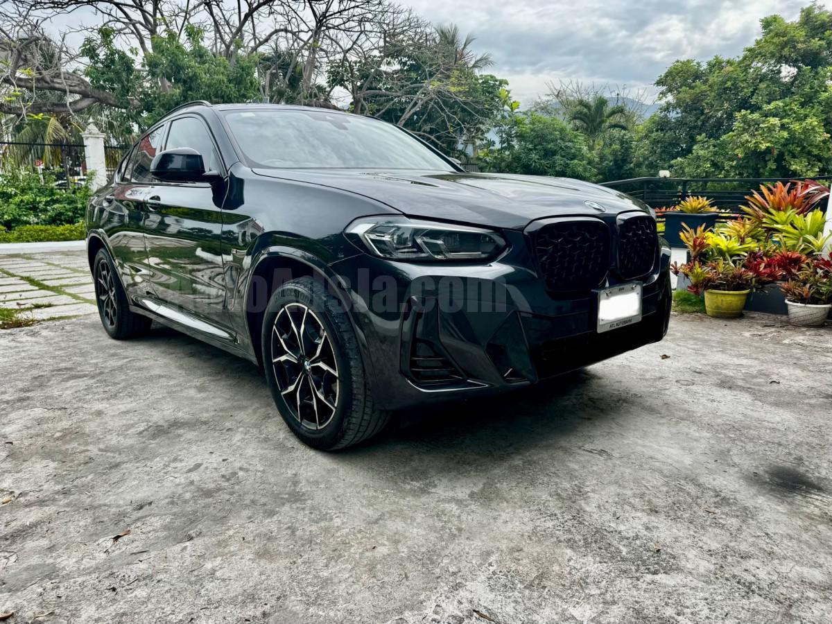 2025 BMW X4