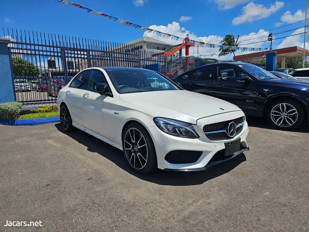 2017 Mercedes-Benz C-Class