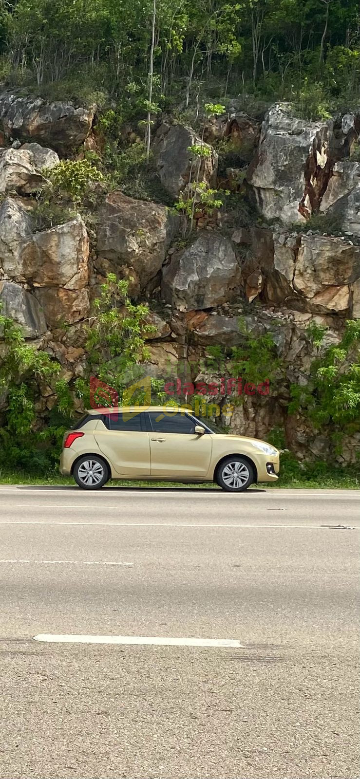 2017 SUZUKI Swift
