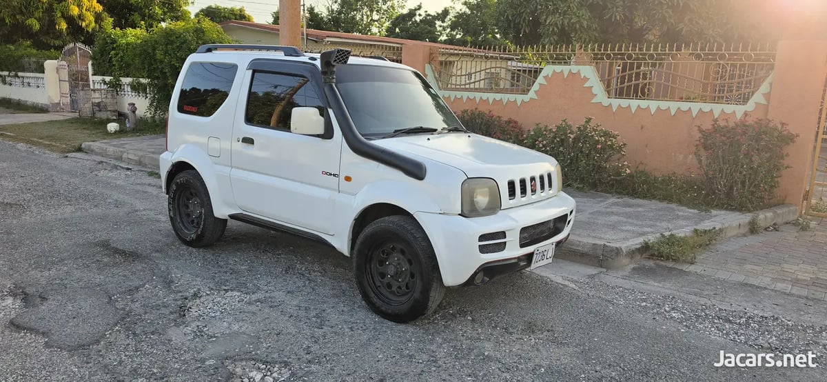 2010 SUZUKI Jimny