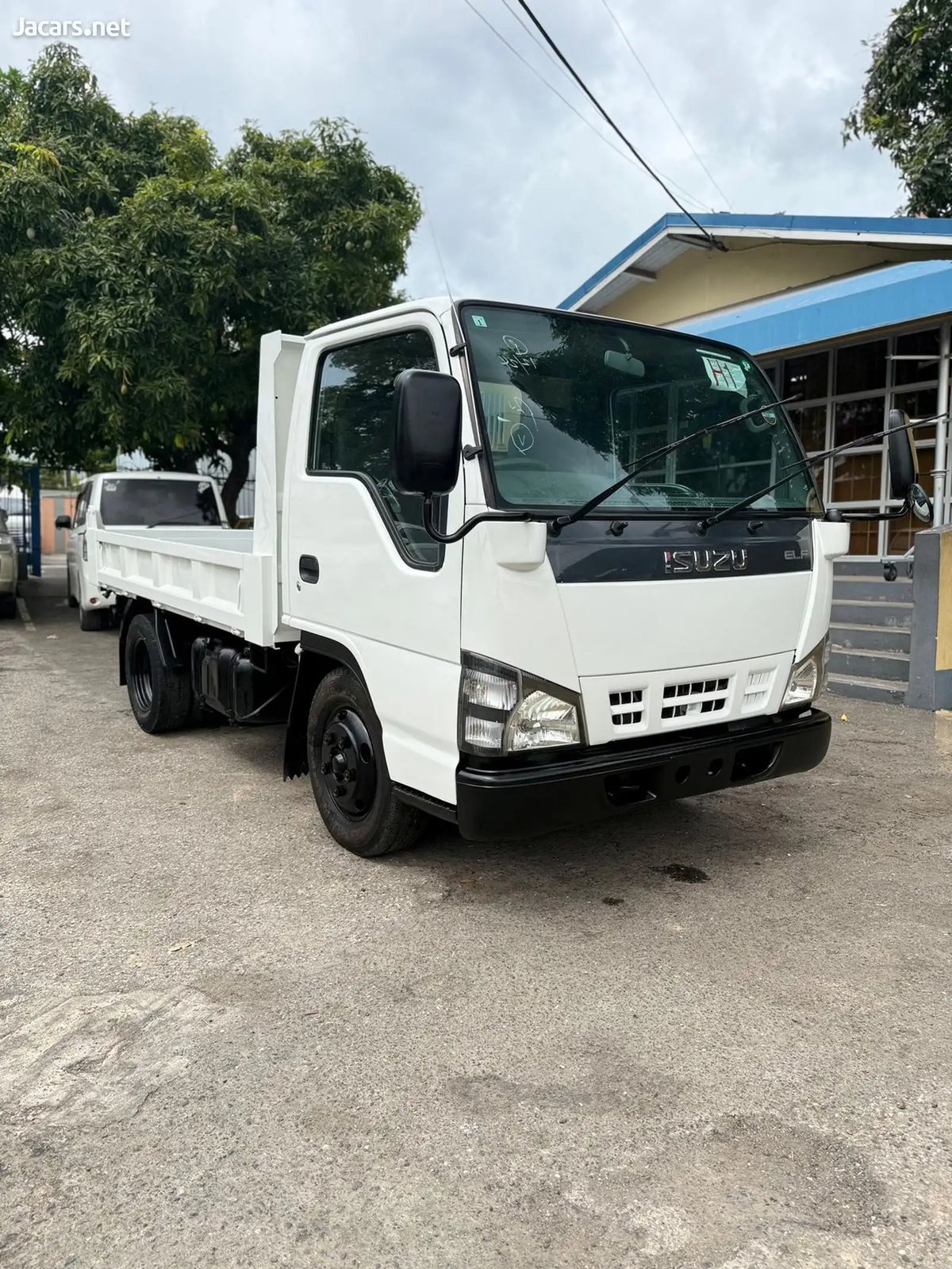 2006 ISUZU Elf