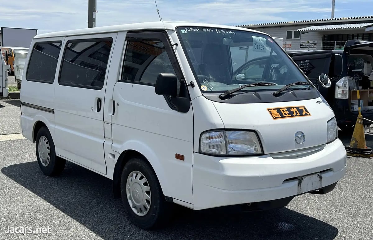 2020 MAZDA Bongo