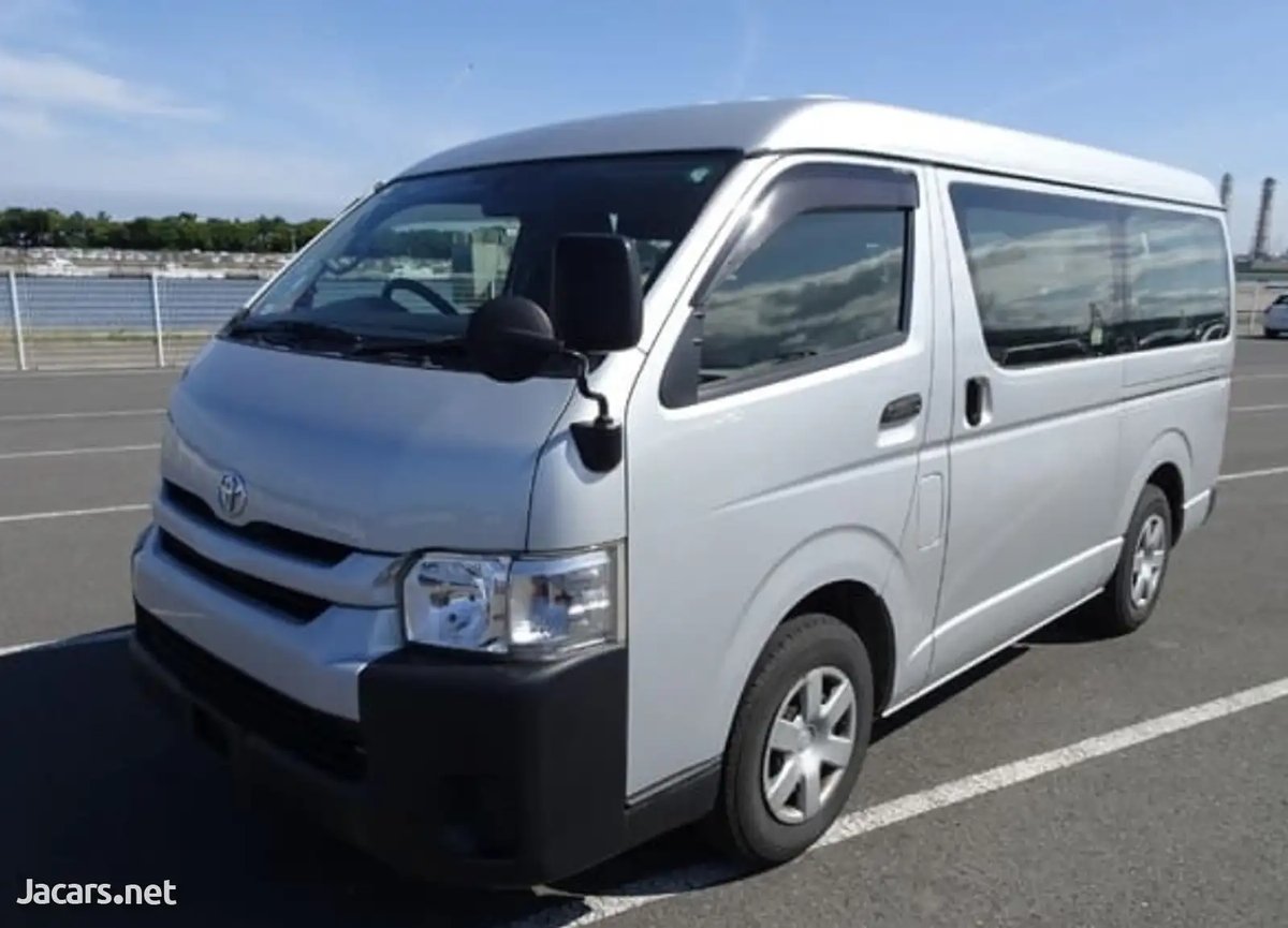 2015 TOYOTA Hiace