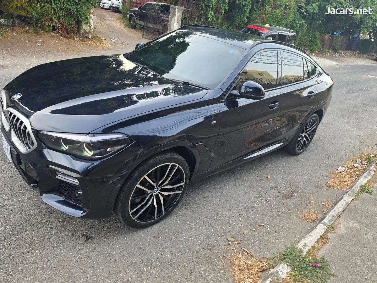 2021 BMW X6