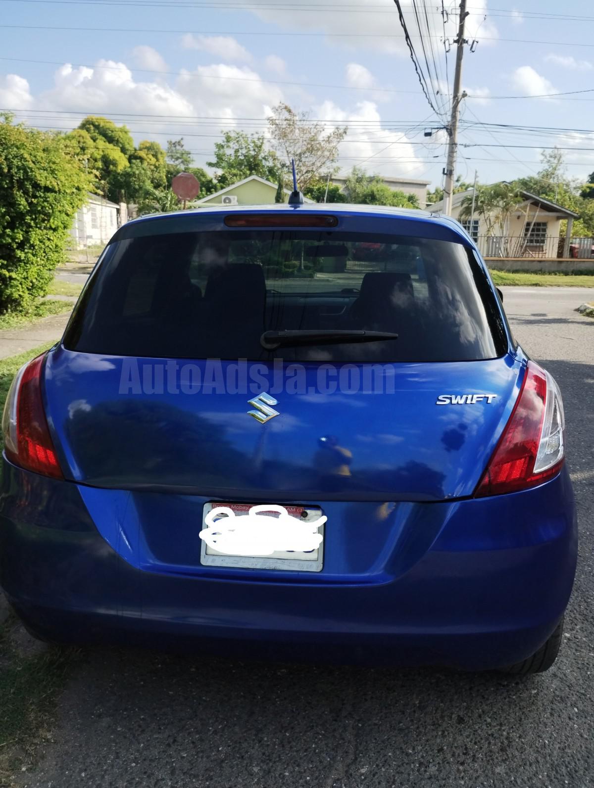 2013 SUZUKI SWIFT