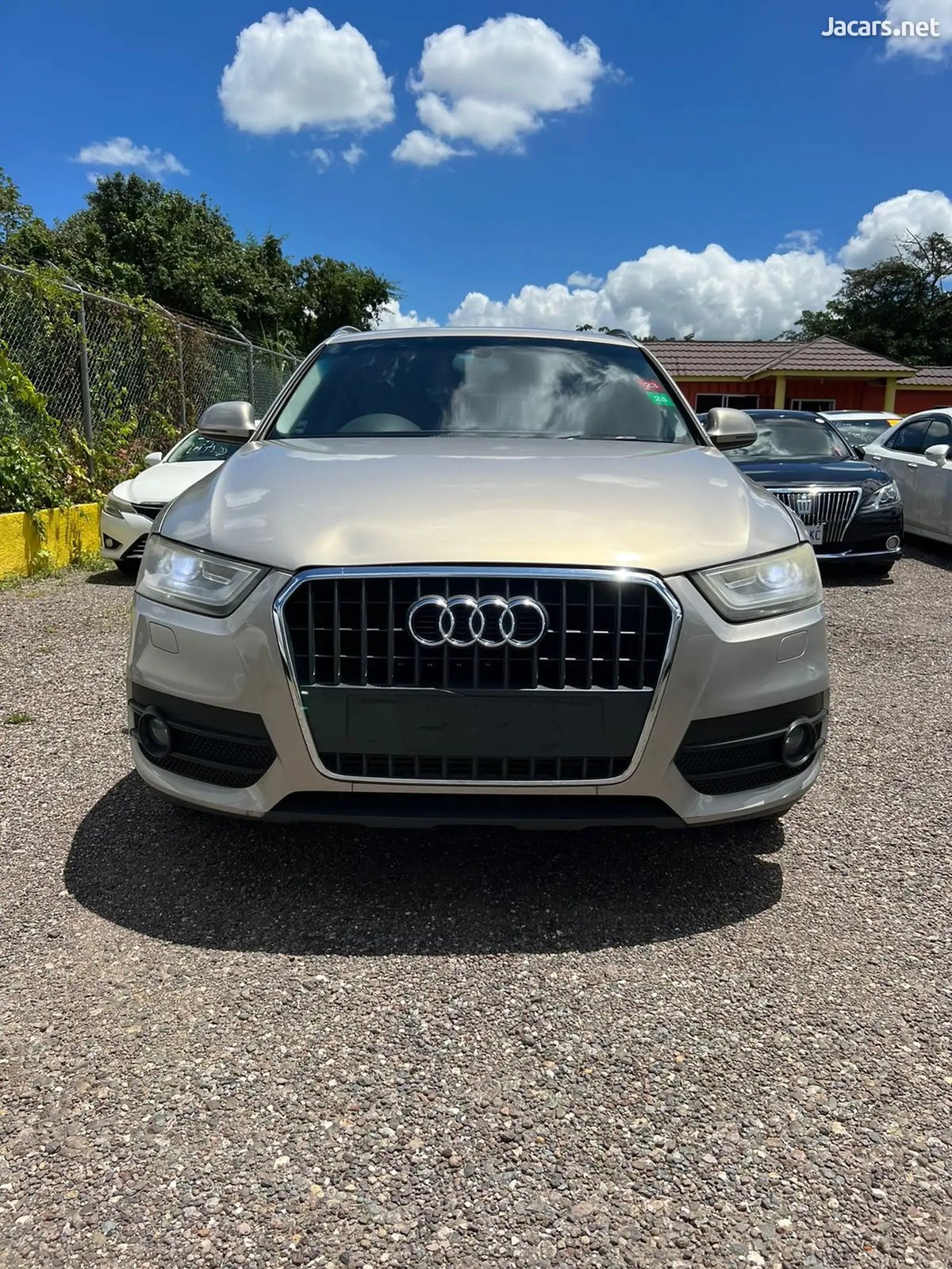 2013 AUDI Q3