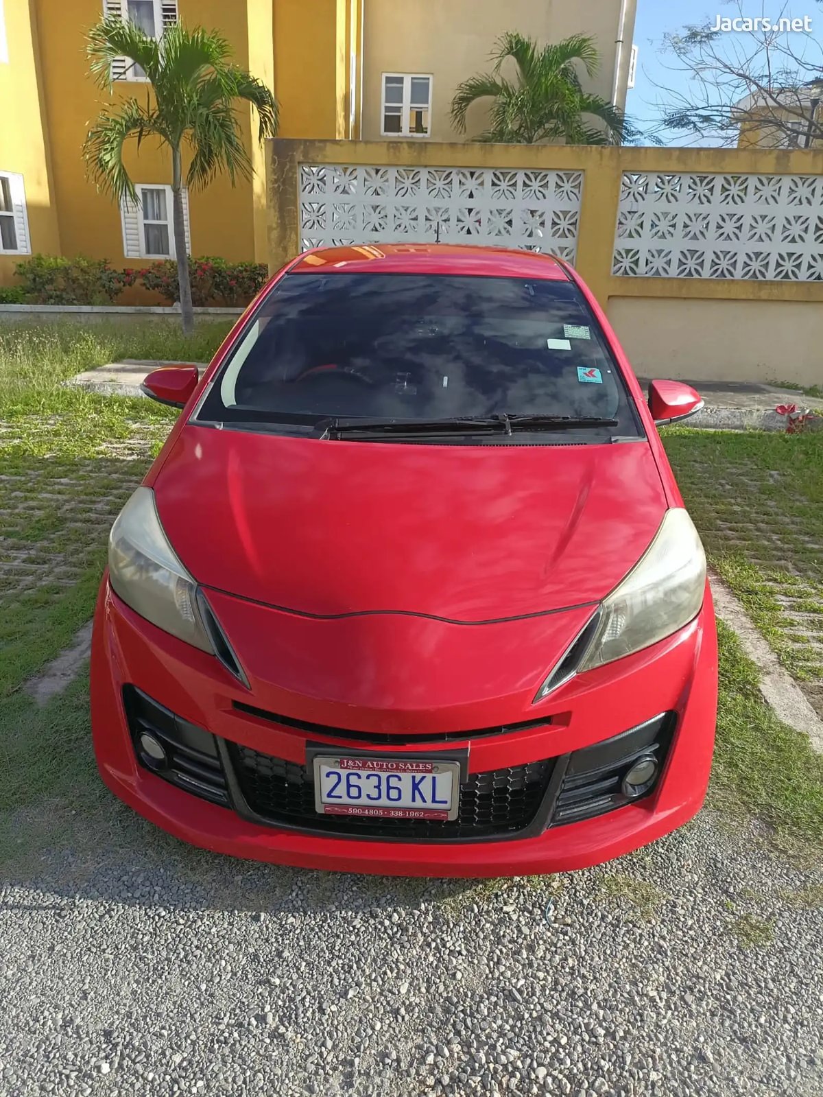 2013 TOYOTA Vitz