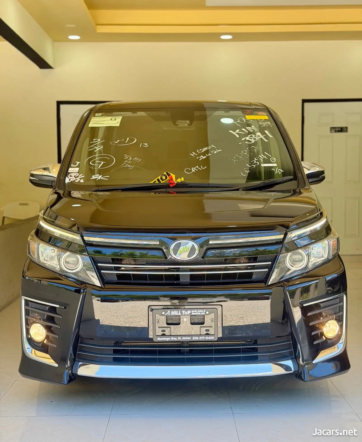 2016 TOYOTA Voxy
