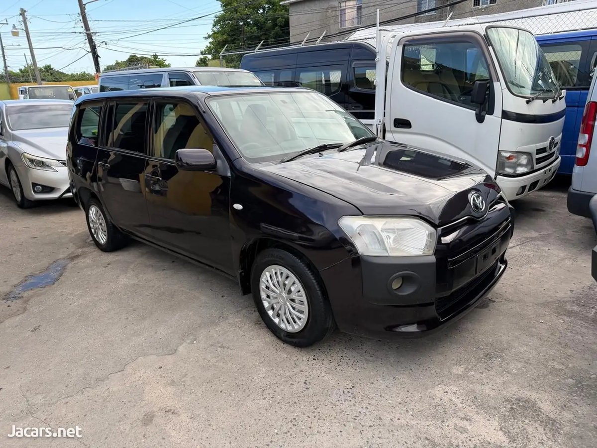 2016 TOYOTA Succeed