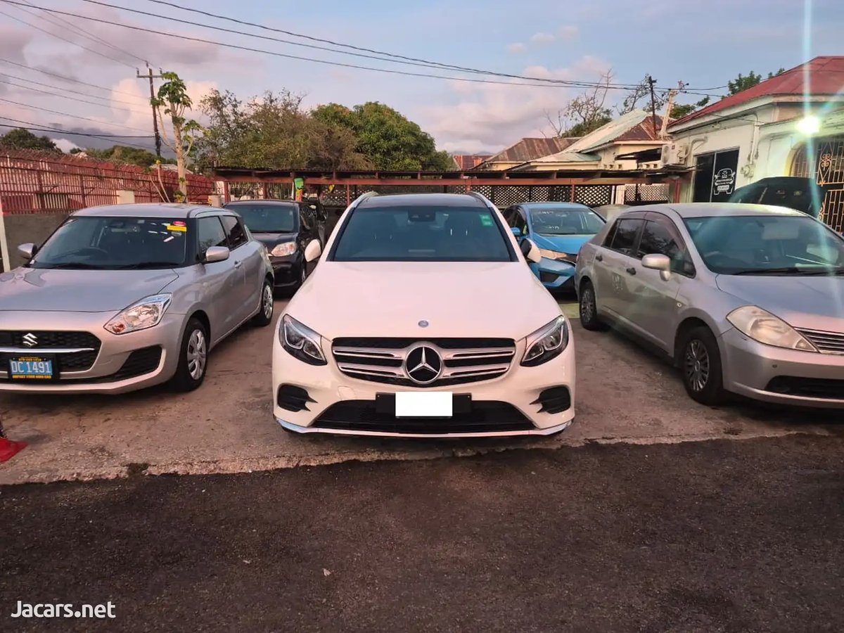 2017 Mercedes-Benz GLC-Class
