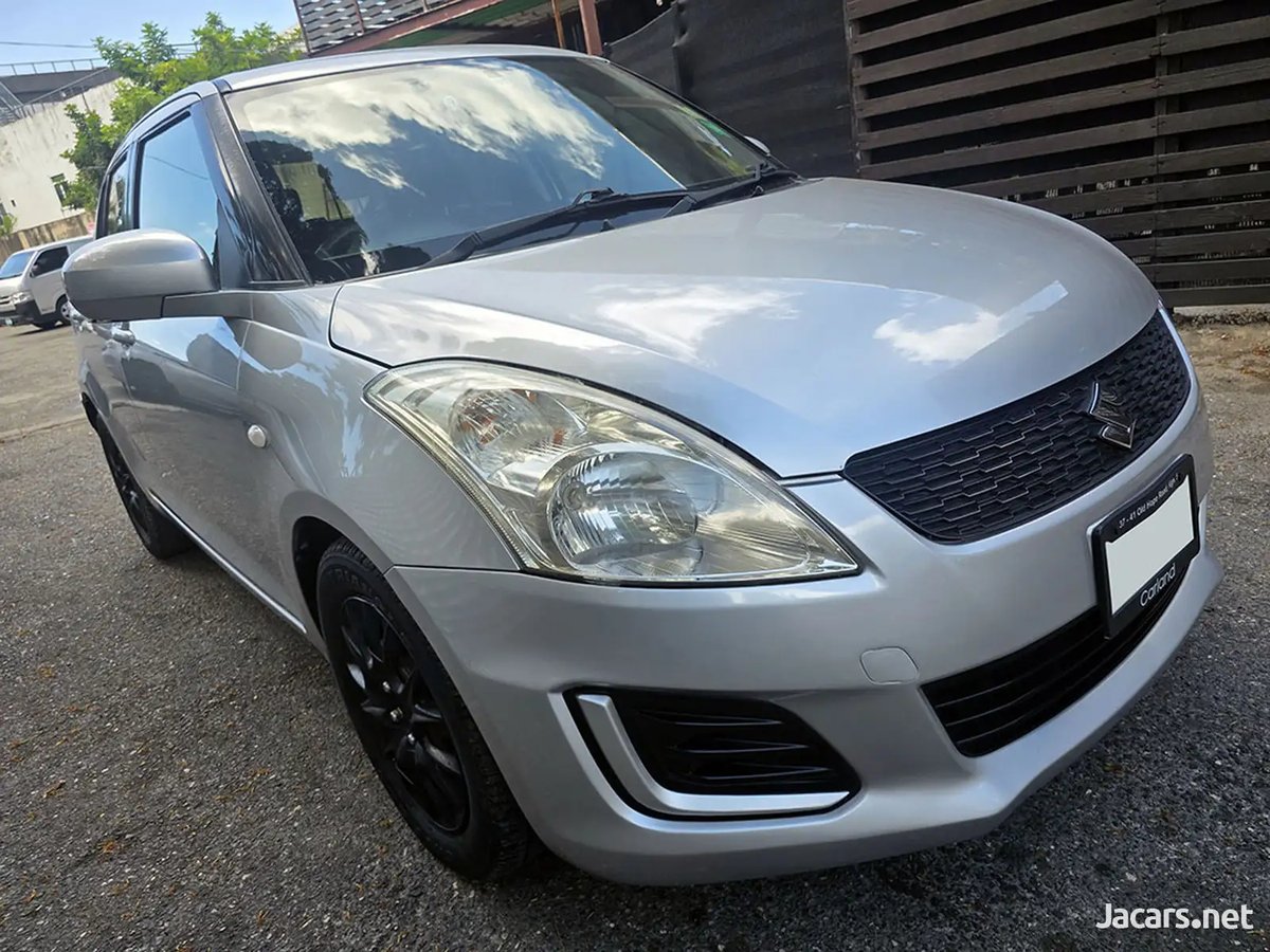 2015 SUZUKI Swift