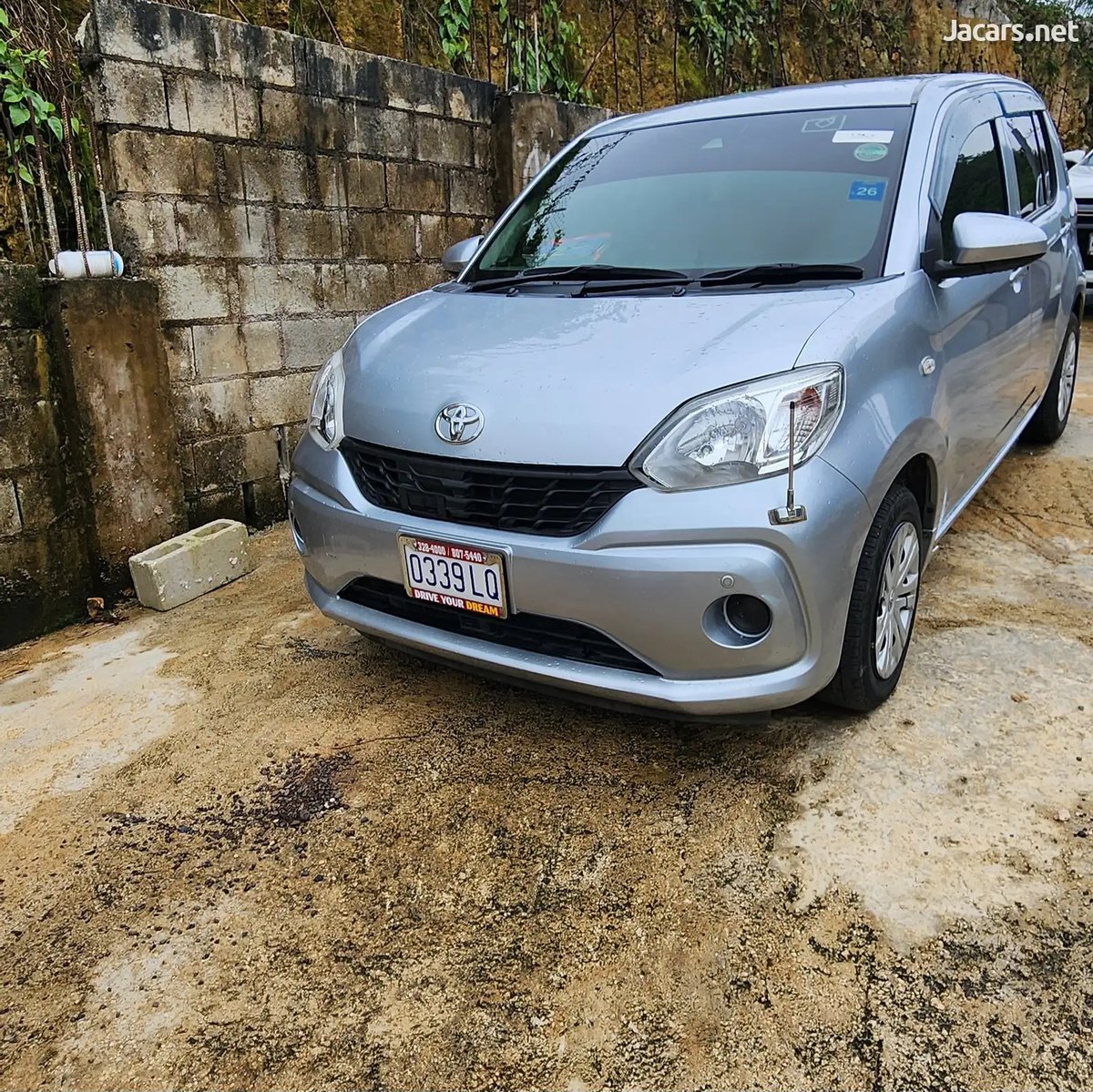 2016 TOYOTA Passo