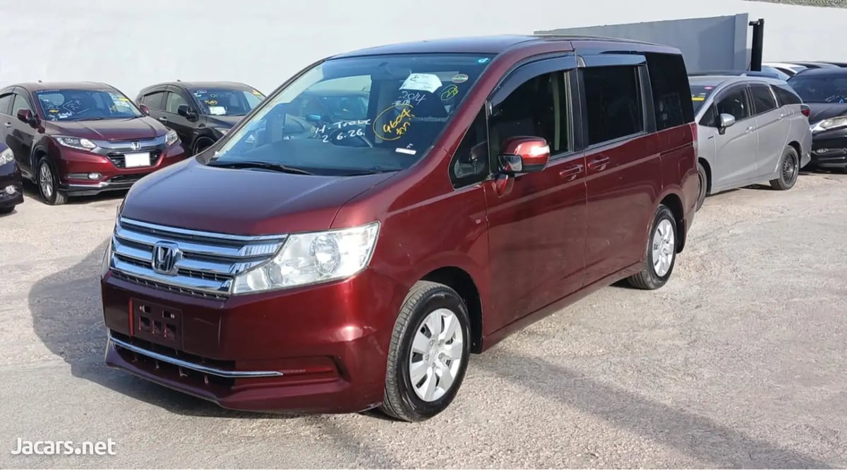 2014 HONDA Stepwgn