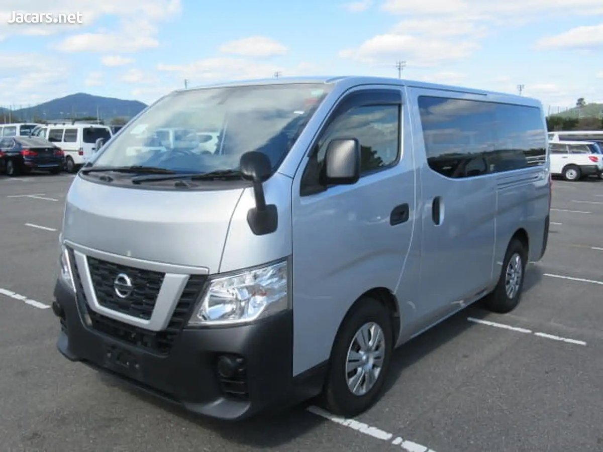 2020 NISSAN Caravan