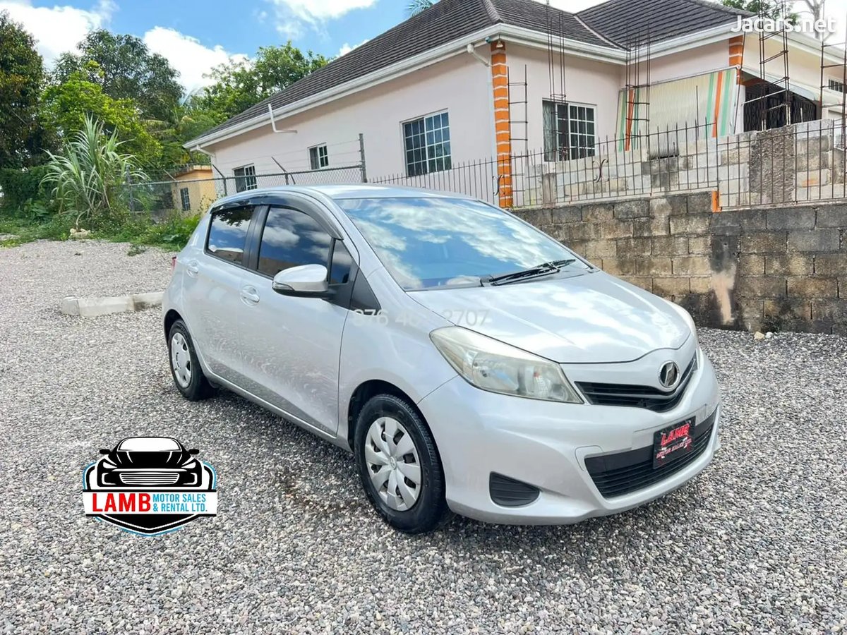 2014 TOYOTA Vitz
