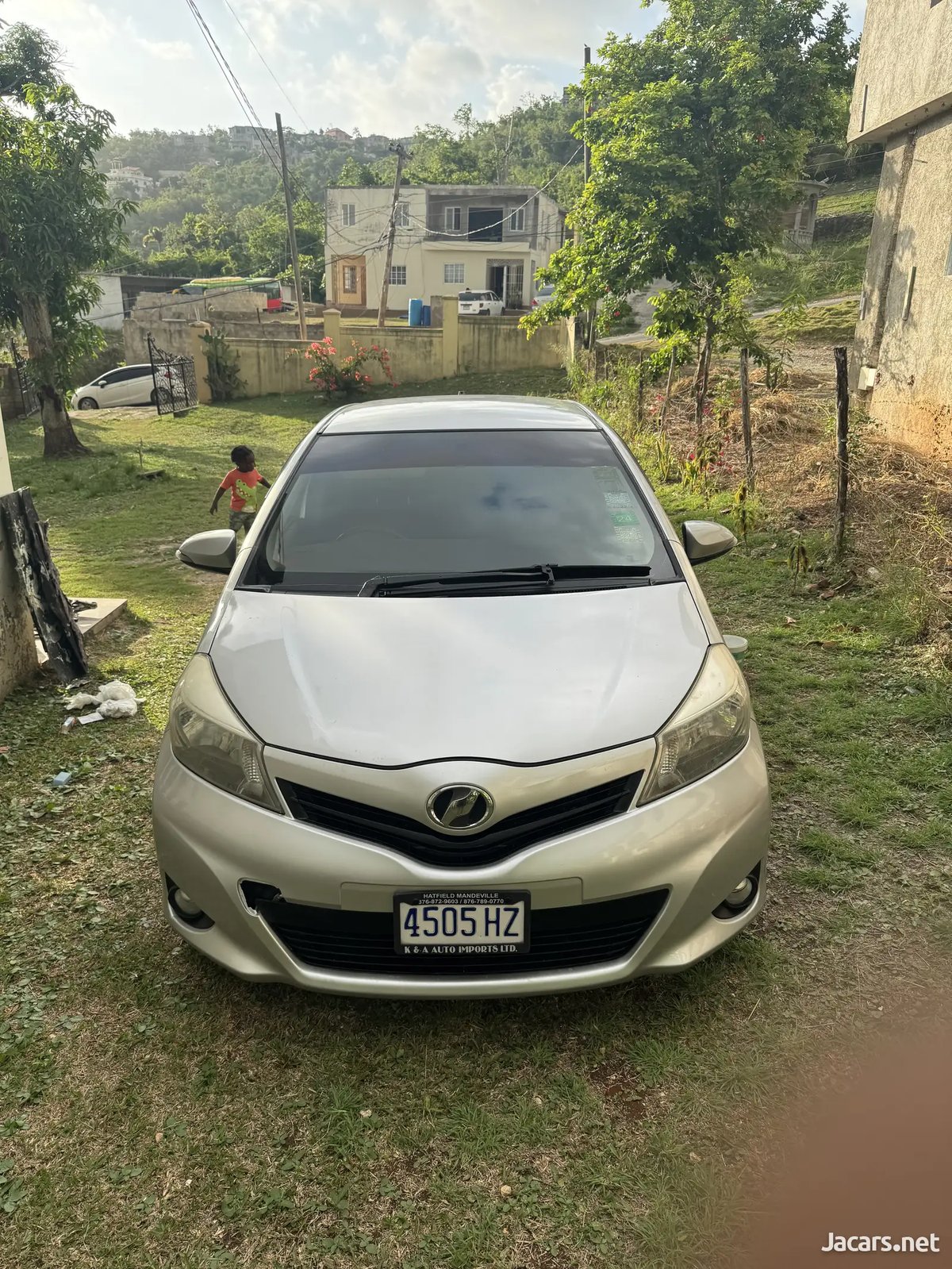2013 TOYOTA Vitz