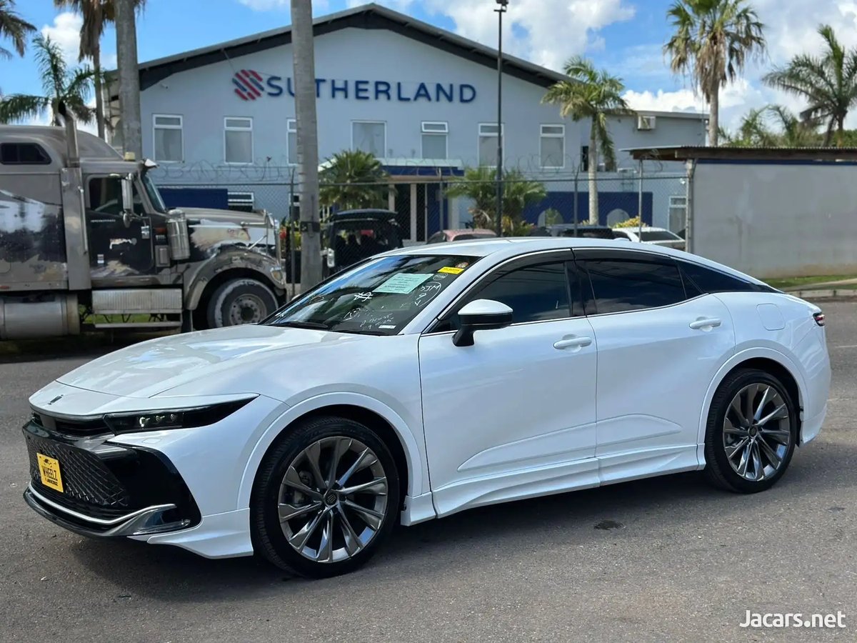 2023 TOYOTA Crown