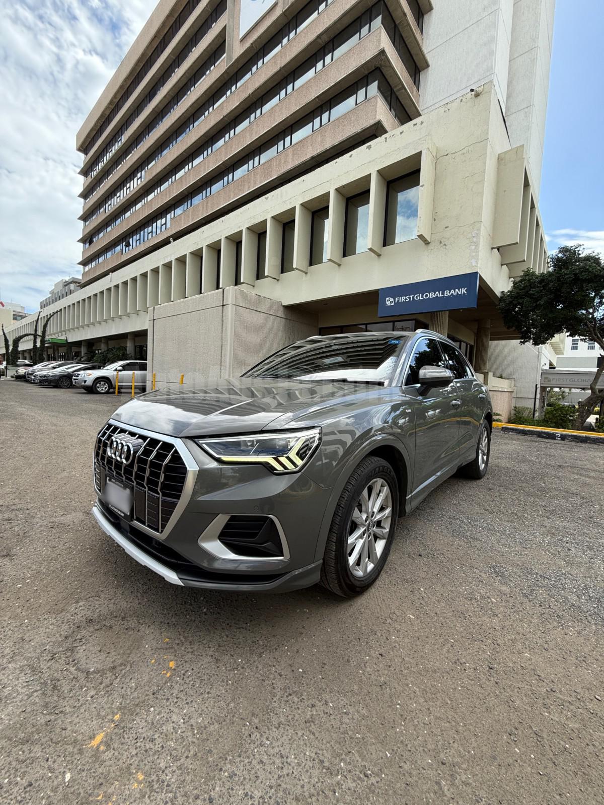 2019 AUDI Q3 SLINE