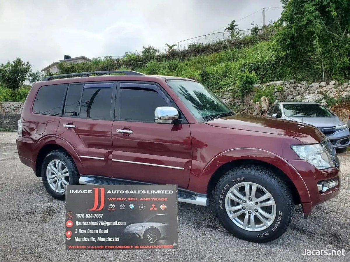 2019 MITSUBISHI Pajero