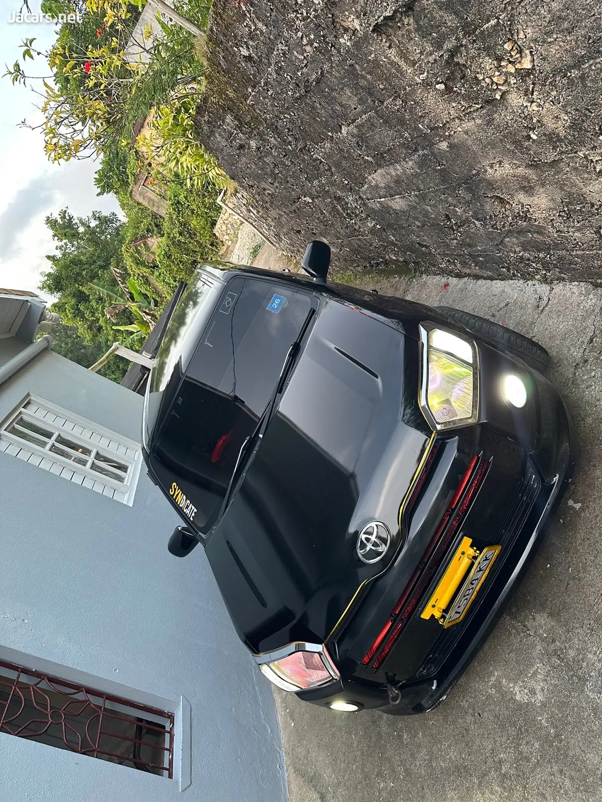 2016 TOYOTA Succeed