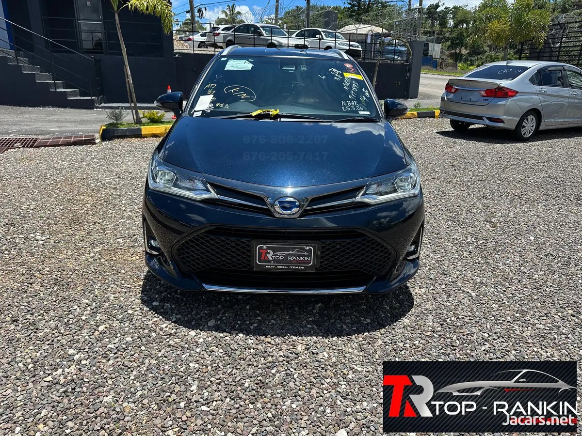 2018 TOYOTA Fielder