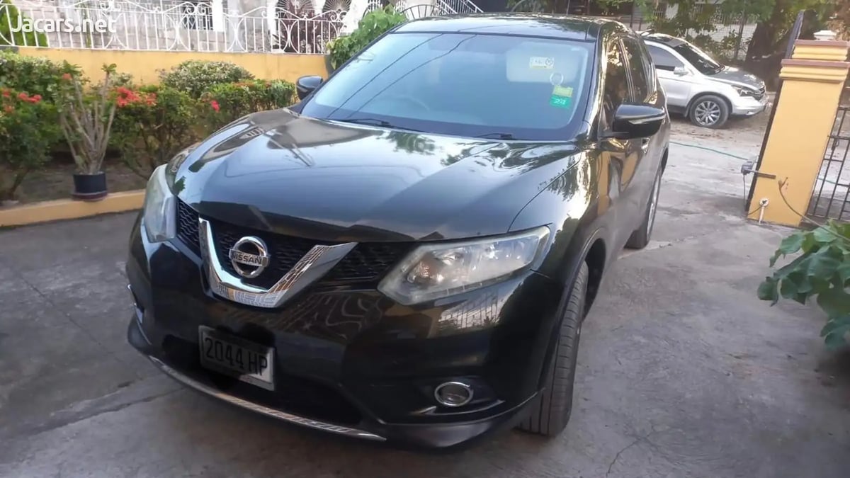 2017 NISSAN X-Trail
