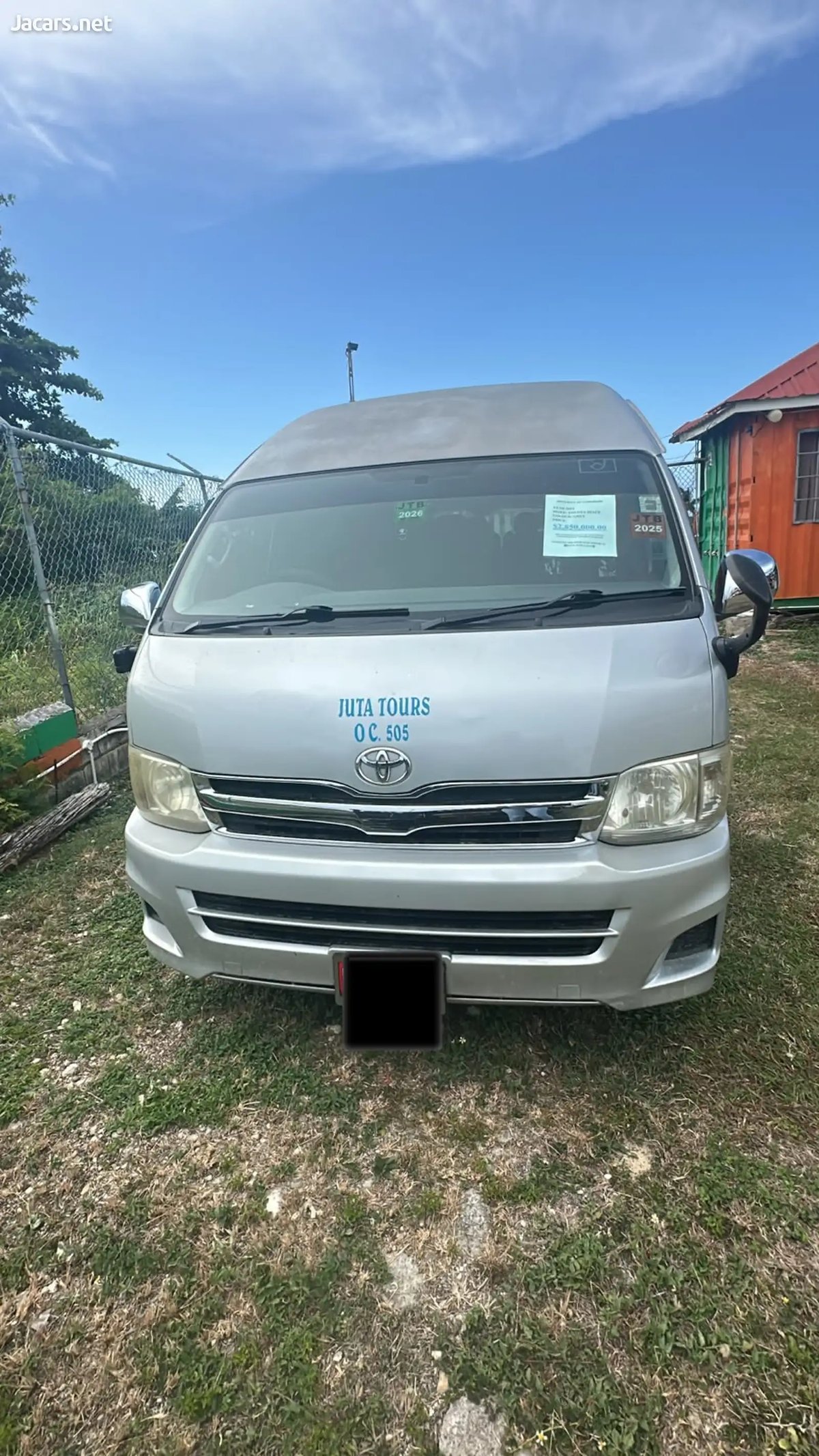 2013 TOYOTA Hiace