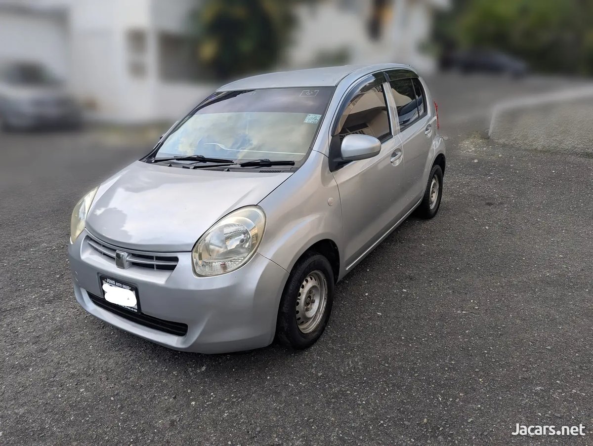 2012 TOYOTA Passo
