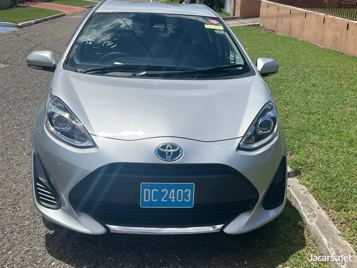 2021 TOYOTA Aqua