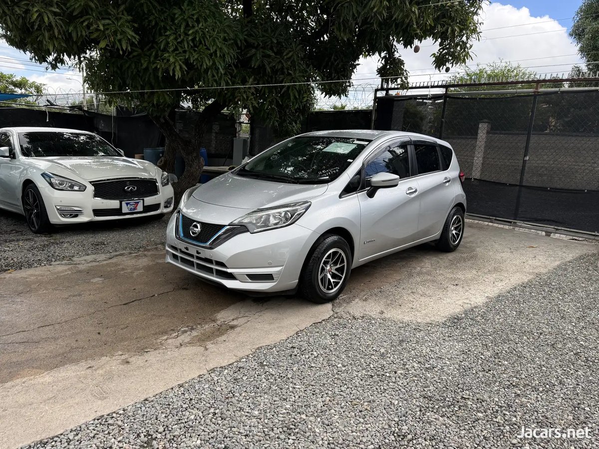2020 NISSAN Note