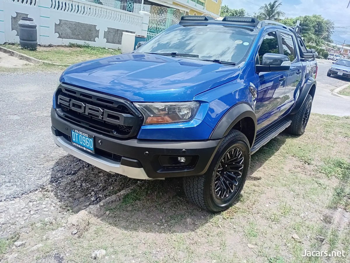 2020 FORD Pickup