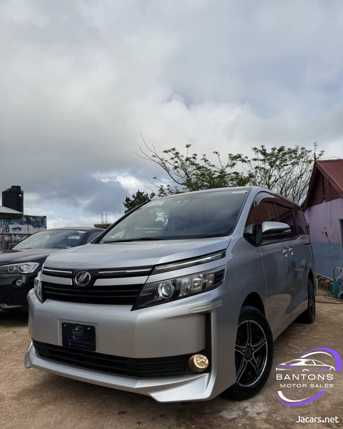 2016 TOYOTA Voxy