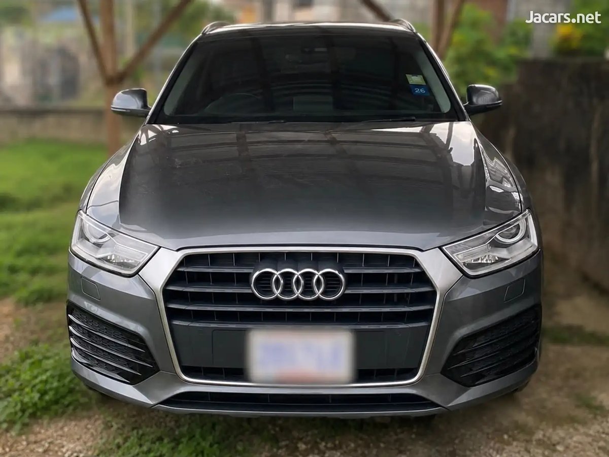 2017 AUDI Q3